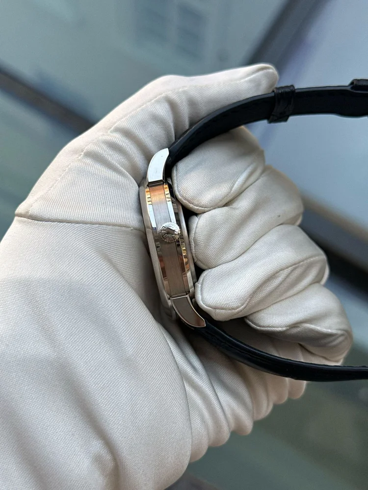 A. Lange & Söhne Lange 1 Time Zone